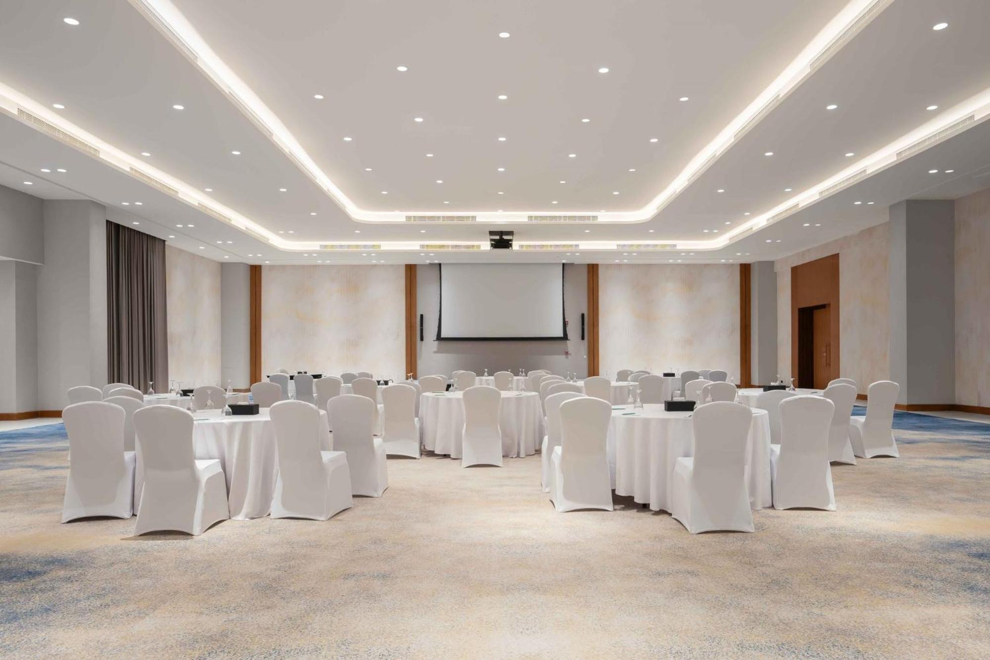 Holiday Inn Riyadh The Business District By Ihg Экстерьер фото