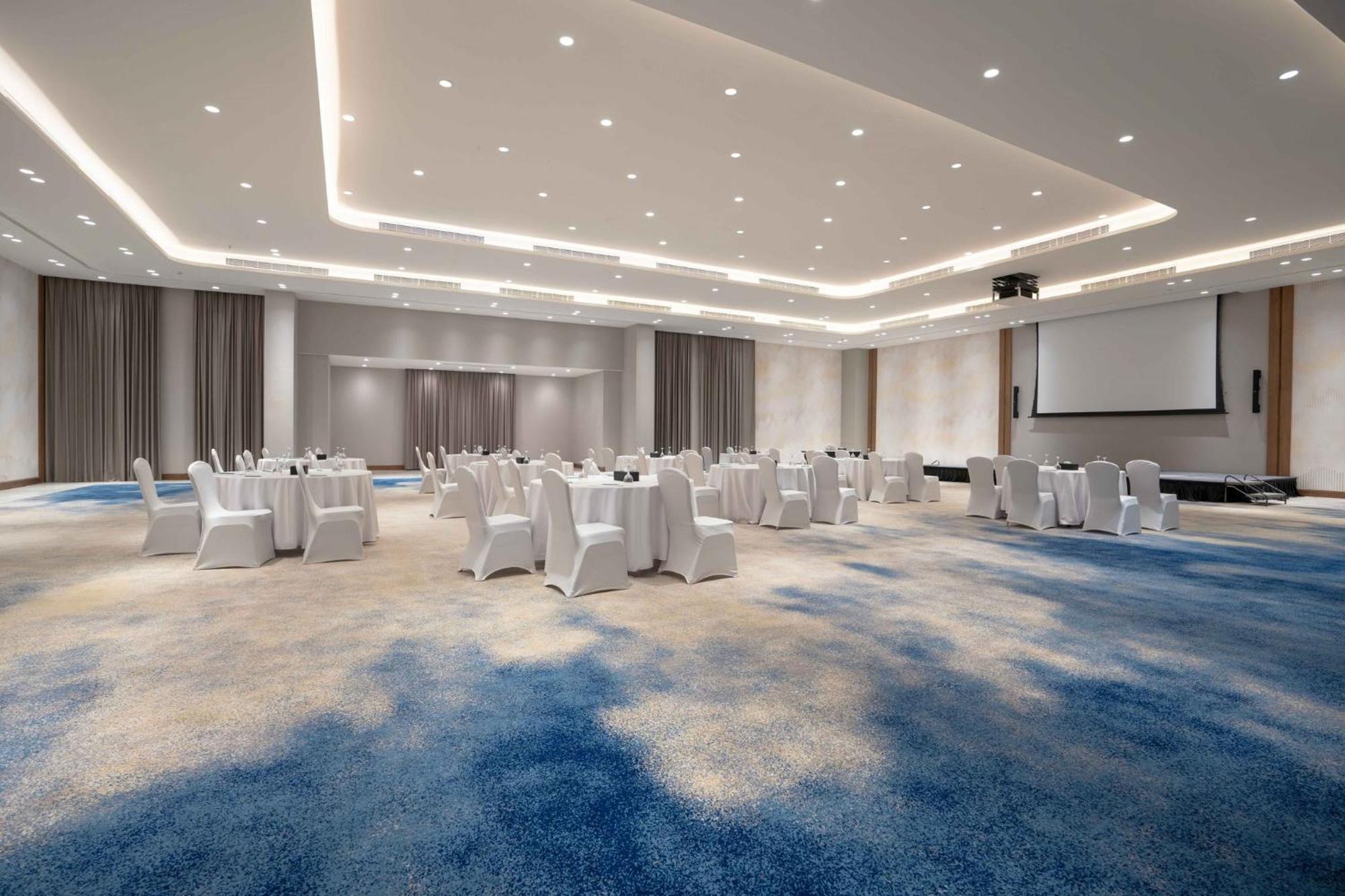 Holiday Inn Riyadh The Business District By Ihg Экстерьер фото